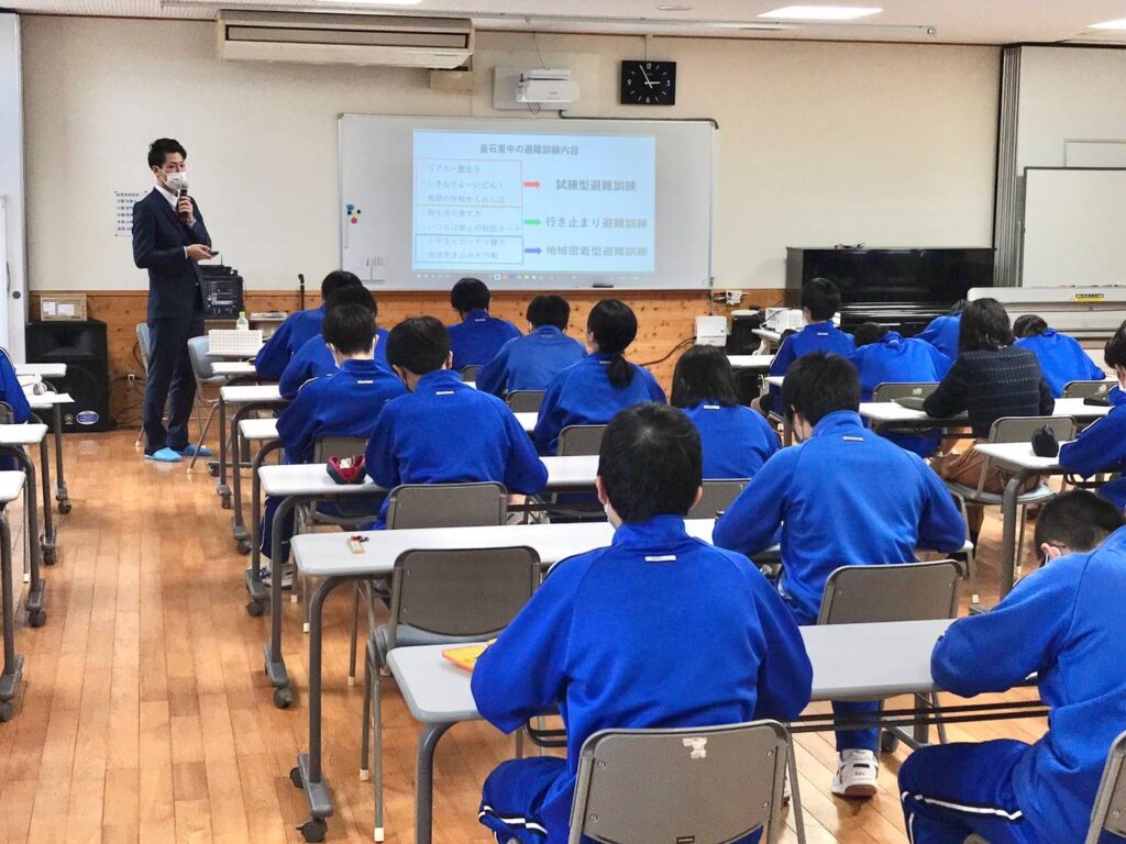 高知県黒潮町立佐賀中学校防災授業の語り部写真